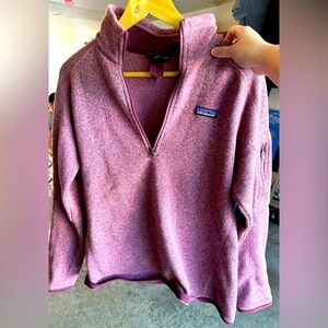 Patagonia fleece half size. Size large. Like new.